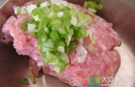 大肉大葱饺子馅的做法 大葱猪肉饺子馅做法大全