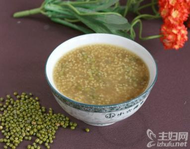 小米红豆绿豆粥的功效 小米绿豆粥的功效与作用