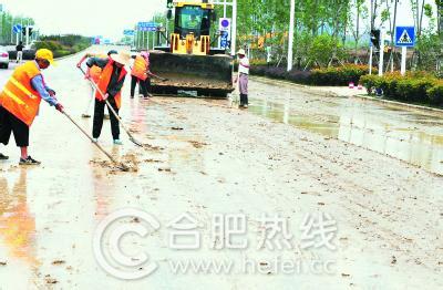 一场大雨 期盼一场大雨，能洗刷尽前路泥泞