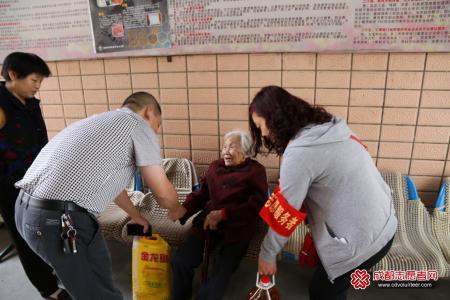 九九重阳节 “九九重阳节”为老人服务活动总结