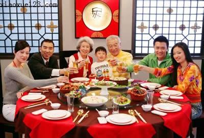 小学生作文年夜饭 我家的年夜饭学生作文