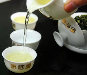 阴阳一调百病消 以茶代药 百病可消