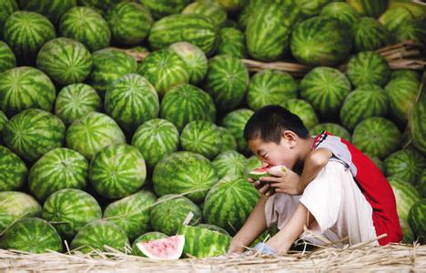 立秋的各地习俗