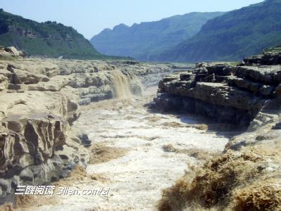 黄河壶口瀑布游记 黄河壶口瀑布的游记攻略