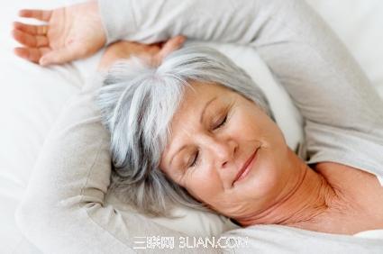 老人睡眠不好吃什么 老人睡眠要注意什么？