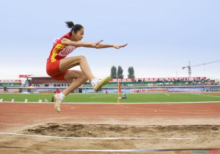 运动会跳远加油稿 2016运动会跳远加油稿