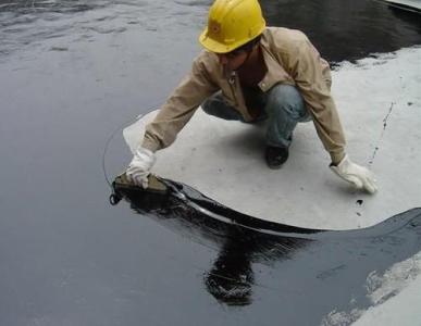 聚氨酯防水涂料优缺点 什么是双组份聚氨酯防水涂料 双组份聚氨酯防水涂料的优点及施工要点