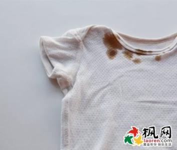 白色衣服有机油怎么洗 白色衣服上的油渍怎么洗