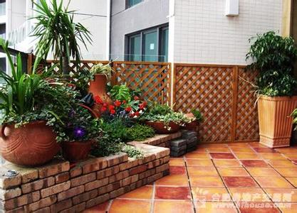 阳台小花园种植的植物 阳台花园装修需要注意什么?装修阳台花园选什么植物