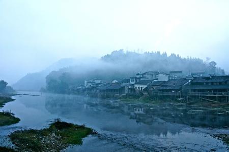 天青色等烟雨原古诗 等青色等烟雨