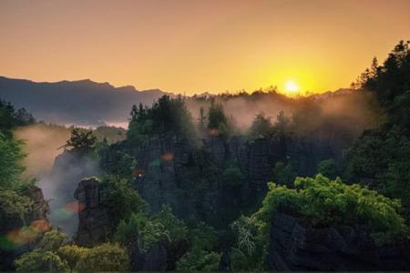 梭布垭风景区 梭布垭风景区导游词范文3篇