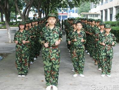 初一新生能军训 简短的初一新生军训心得