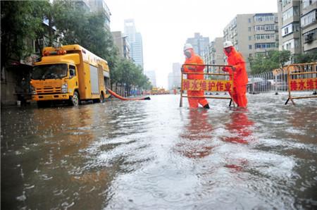 现在沈阳正在下大雨 被大雨下懵的沈阳城 买房该如何未雨绸缪