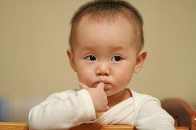 孩子缺铁还是缺钙缺锌，一分钟就能看出来，为孩子收藏！