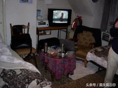 小姑子拖家带口来我家坐月子，80平的房子现在住了12人，崩溃