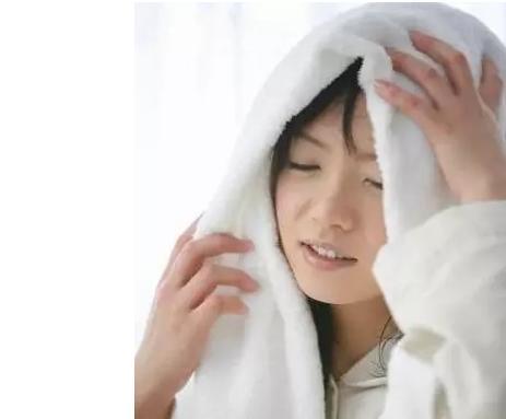二胎妈咪终于出月子了，分享科学坐月子的经历及怎样恢复兑变辣妈